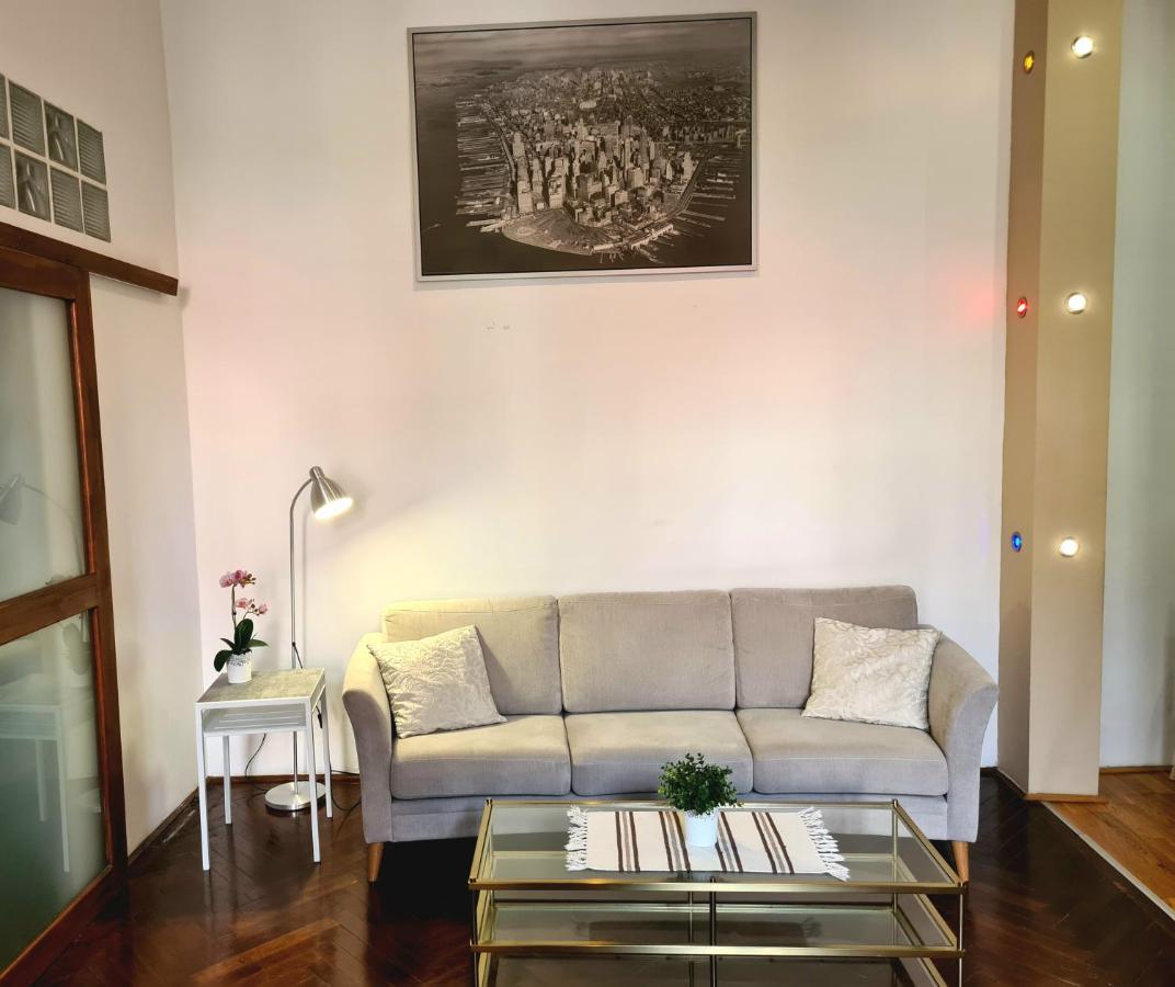 Feeling Home In The Heart Of Budapest Bagian luar foto