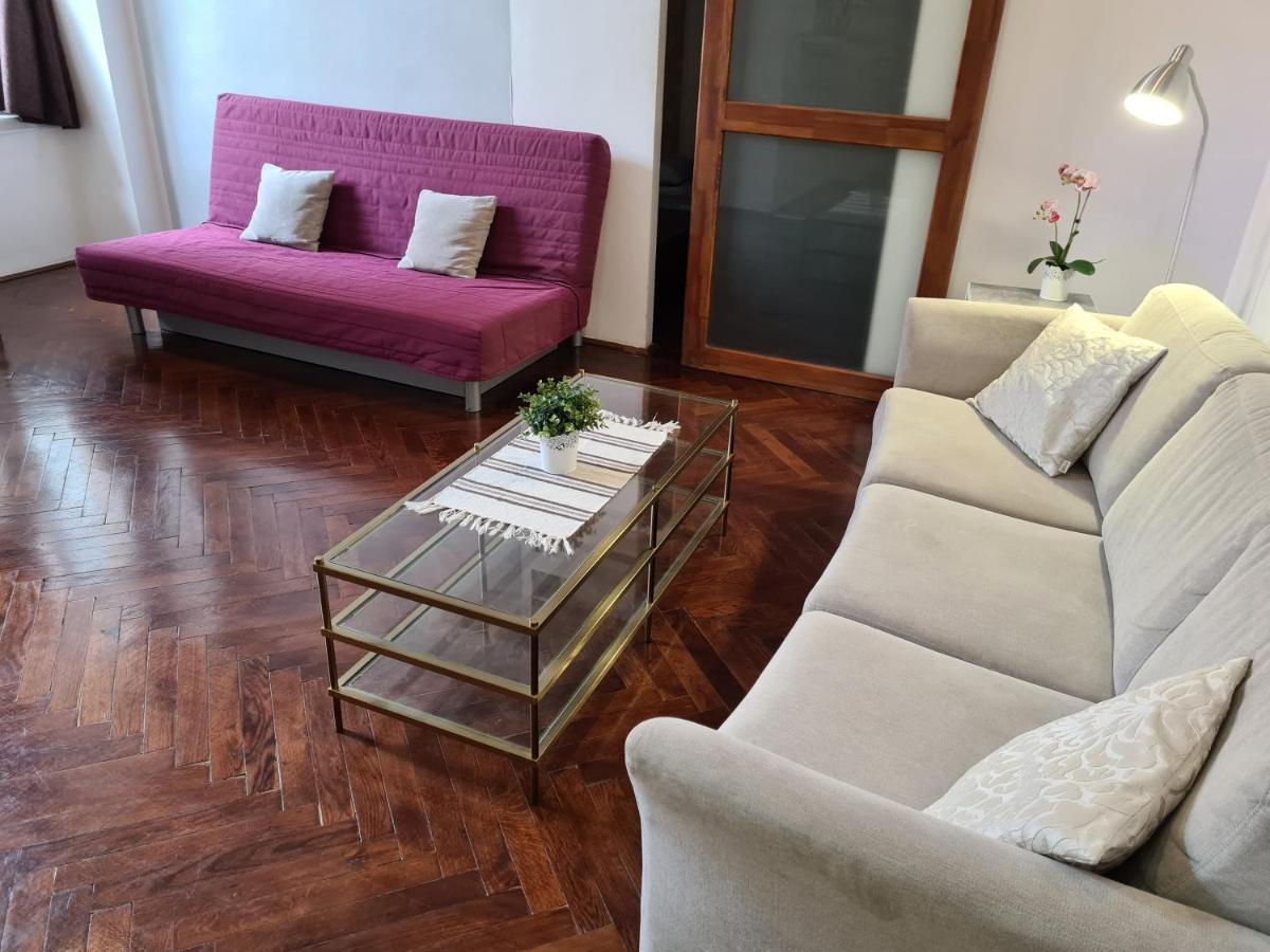 Feeling Home In The Heart Of Budapest Bagian luar foto